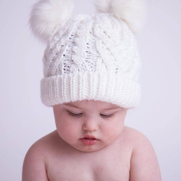 Winter White Fluffer Beanie Hat Baby & Kids: S (0-6 Months)